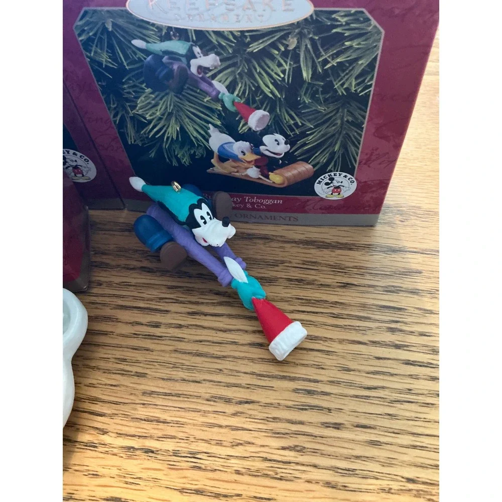 Lot of 4 Hallmark Keepsake Disney Ornaments Mickey Minnie Donald Goofy Vintage